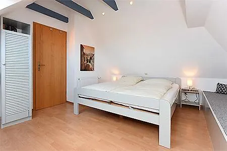 Huus Vor D Diek Appartement